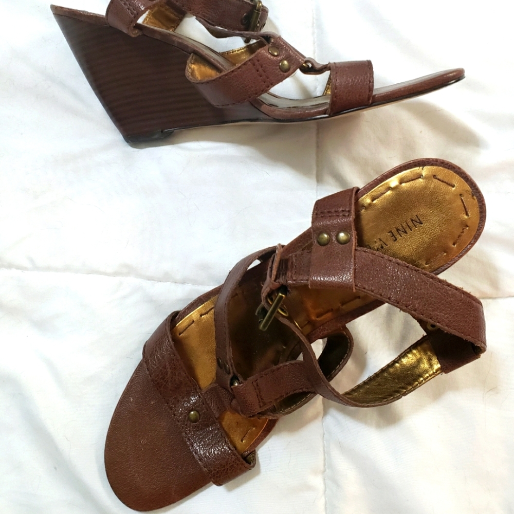 Nine West brown leather sandals